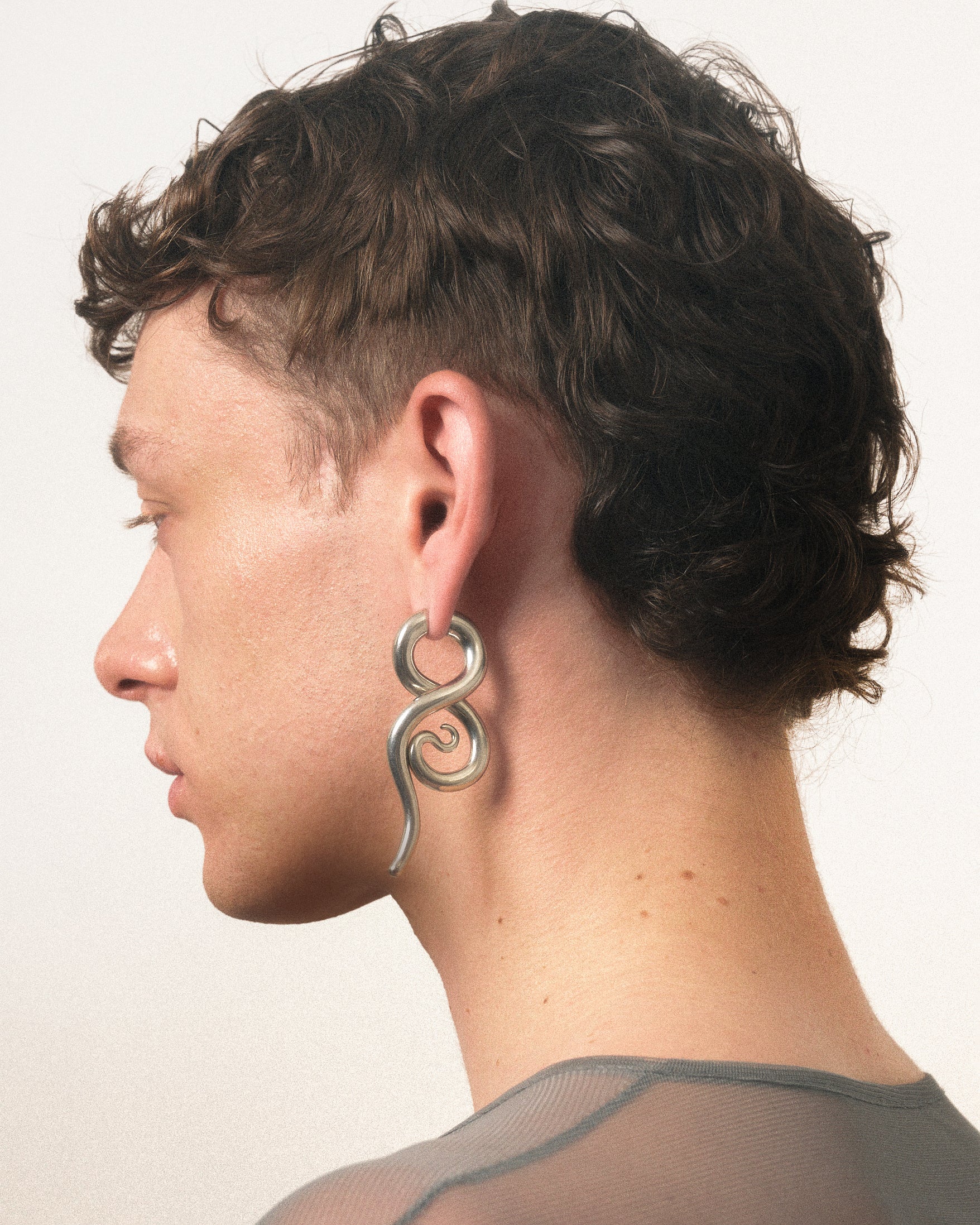 【関税込み】Panconesi シルバー Boa M ピアス Panconesi - Boa Earrings M Silver | Panconesi