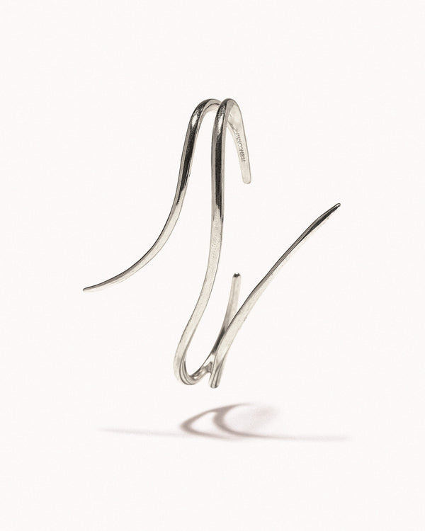 Ritorto Hand Bracelet