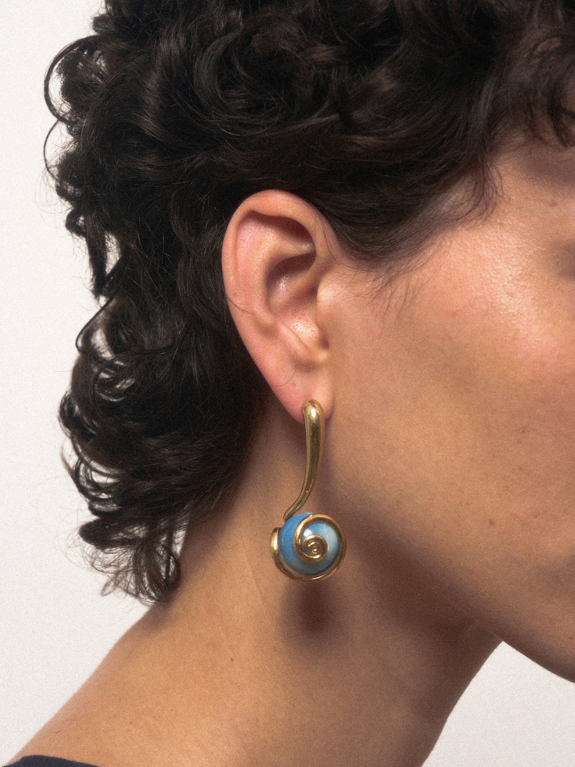 Ascolto Earrings