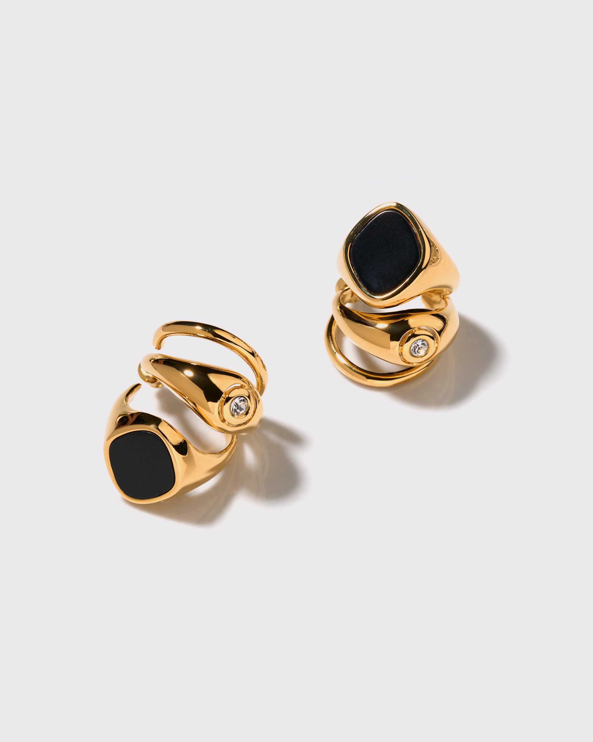 Famiglia Chevalier Earrings Gold