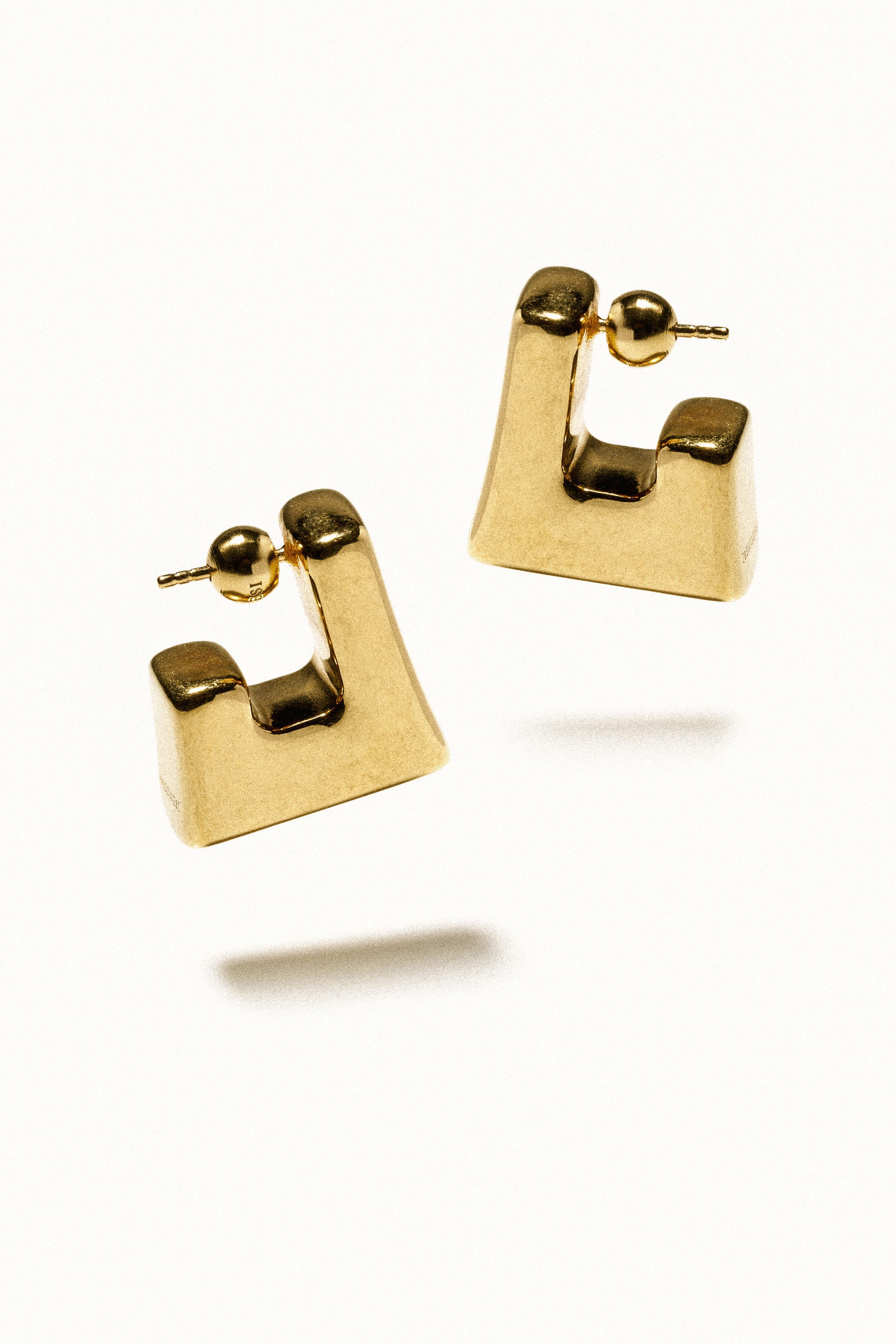 Cubo Earrings Gold